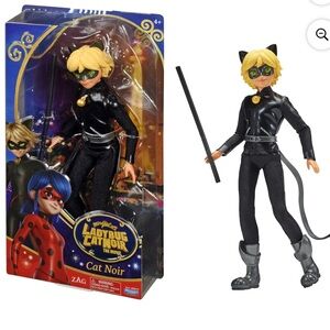 Miraculous Ladybug & Car Noir Movie Exclusive 11” Cat Noir Action Doll
